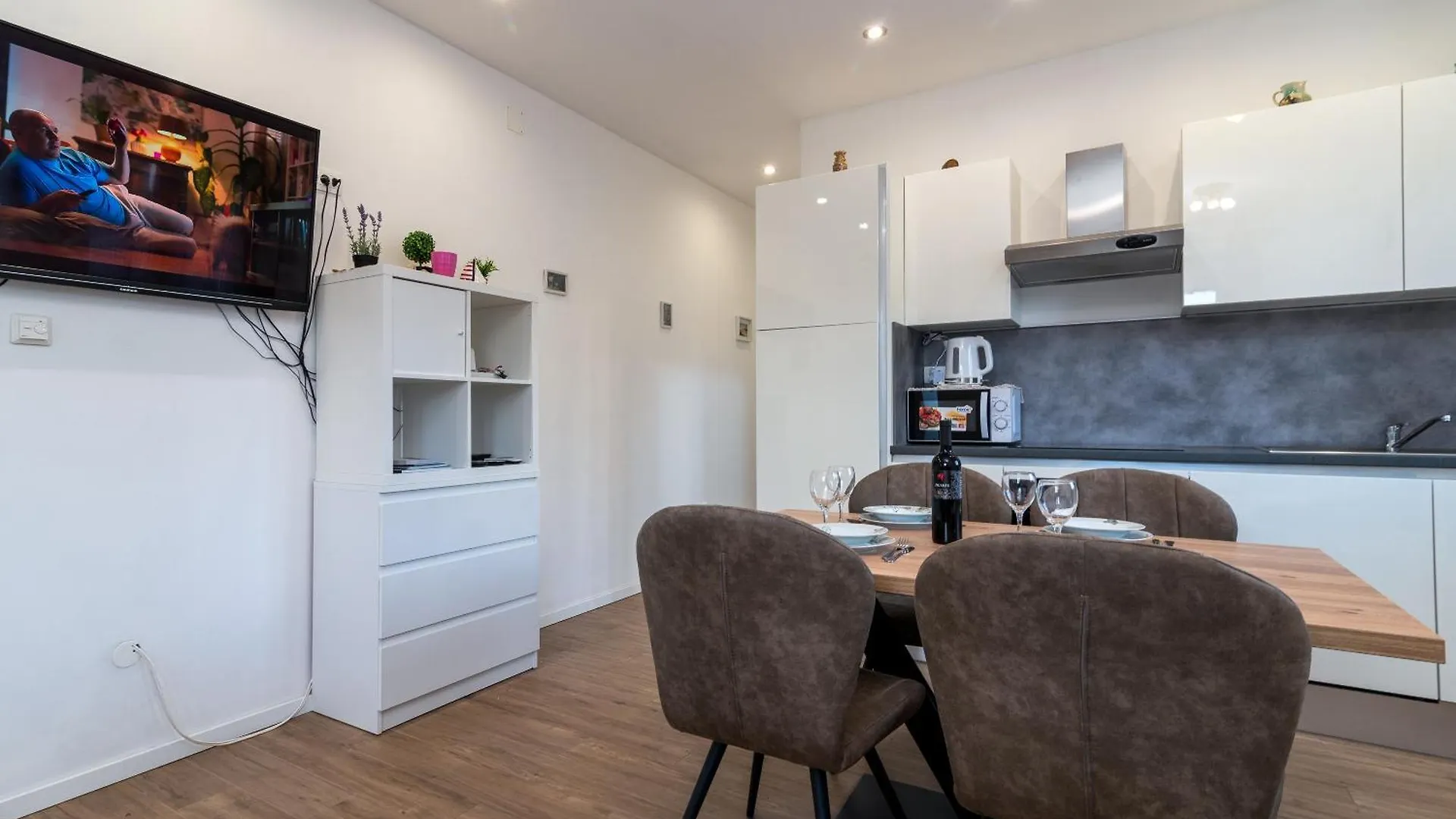 Apartman Dino Trogir Croatia