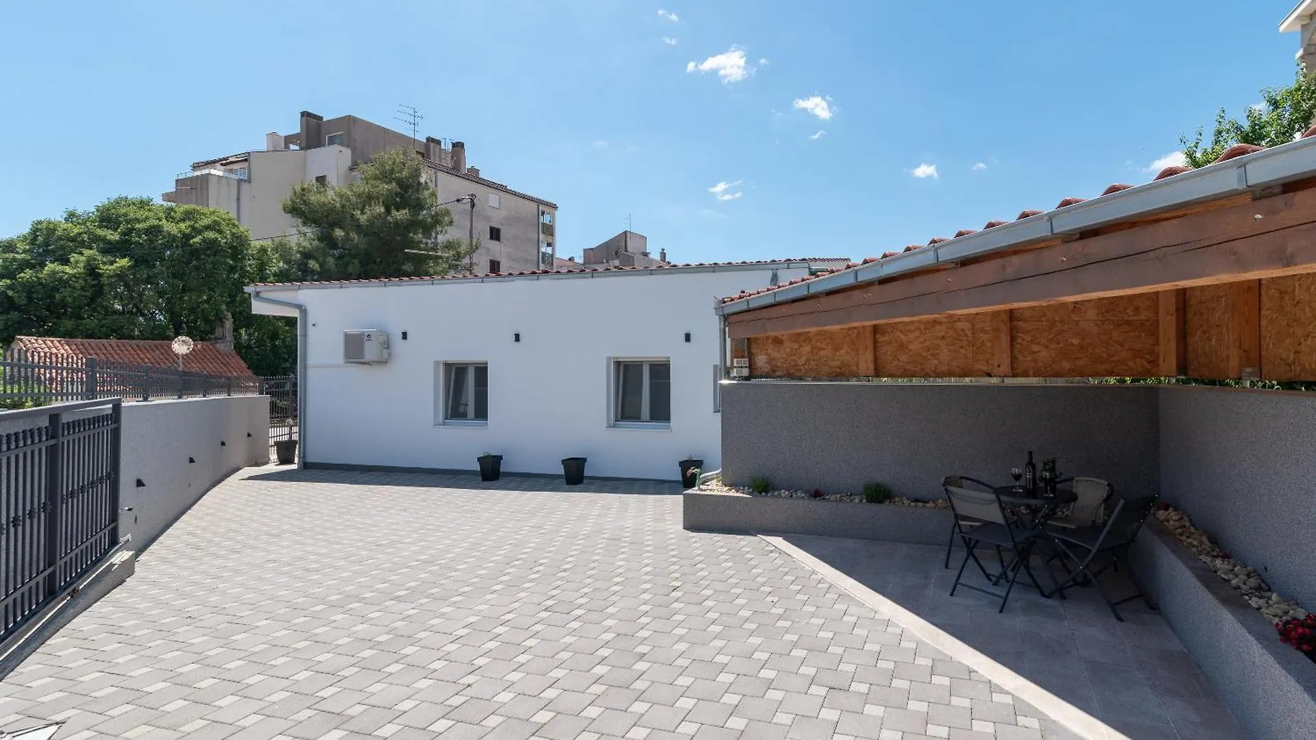 Apartman Dino Trogir 0*,